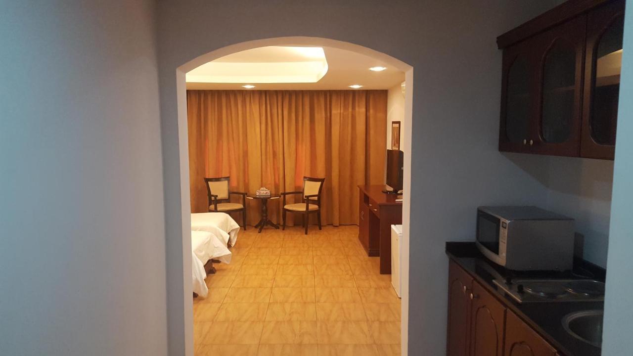 Alwafa Hotel Flats มัสกัต ภายนอก รูปภาพ